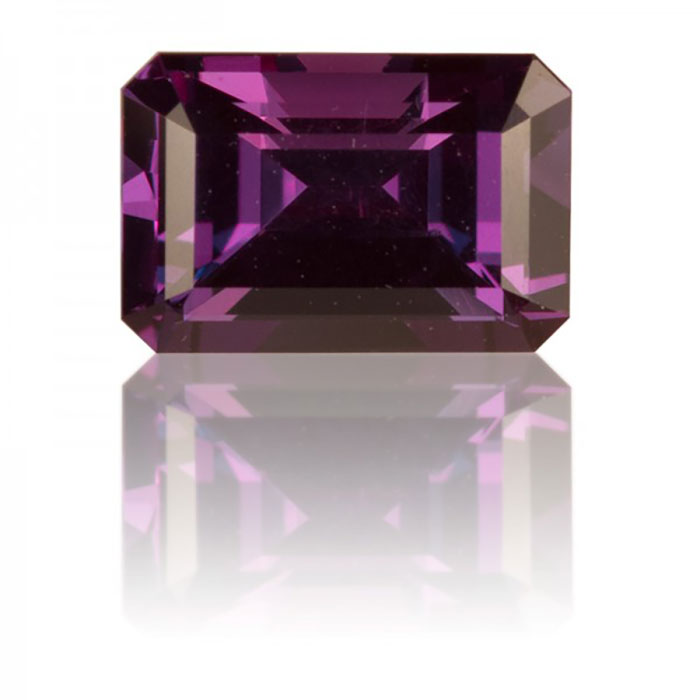 We are Manufacture of Gemstone | Alexandrite Gemstones at Wholesale Price