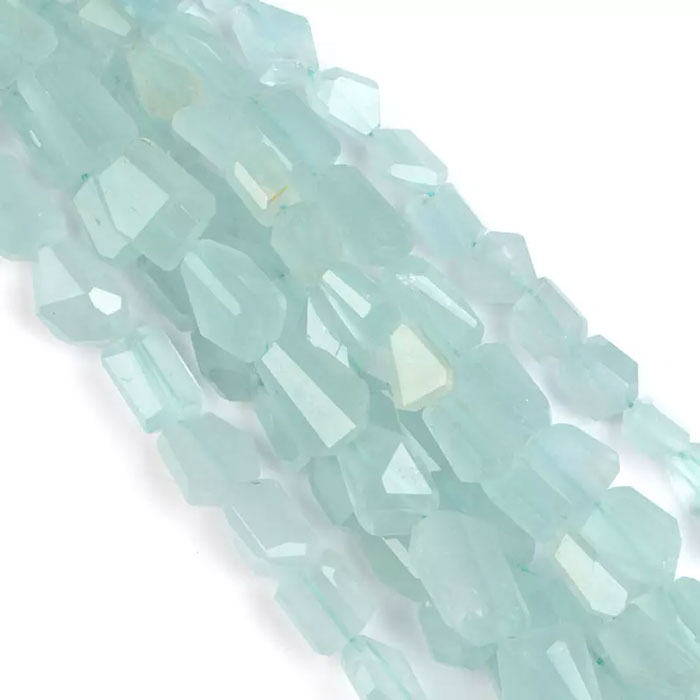manufacturer of Aquamarine Nugget Beads Strand for jewellery