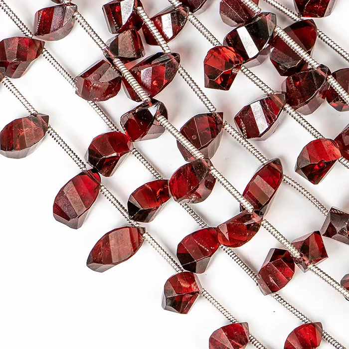 handmade Garnet Twisted Beads Strands Huge selections