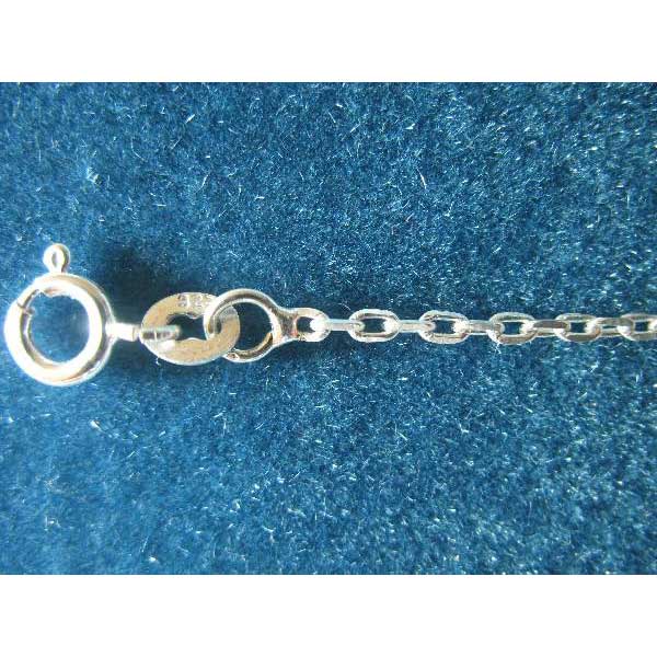 Best Quality In Sterling Silver Link Chain .